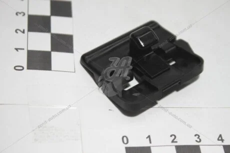 Замок кришки ящика рукавички (58908-33030) TOYOTA 5890833030