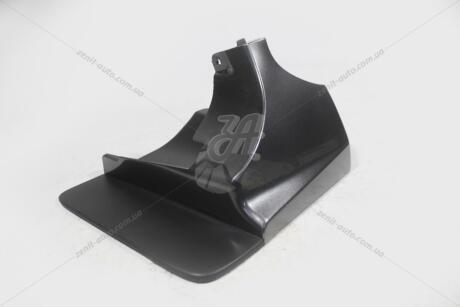 Брызговик передний правый (76603-60110F0) TOYOTA 7660360110F0