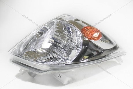 Фара права (81130-6A231) TOYOTA 811306A231