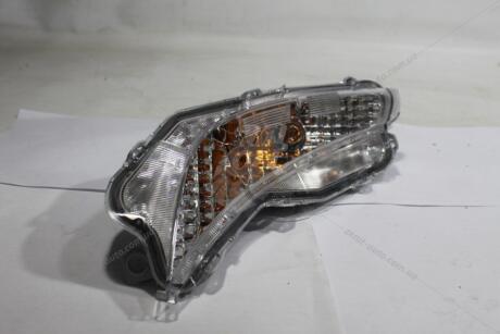 Указатель поворота передний левый (81520-06050) TOYOTA '81520-06050