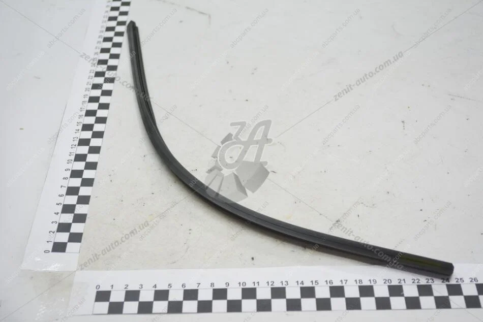 Гумка склоочисника (85214-33180) TOYOTA '8521433180 (фото 1)