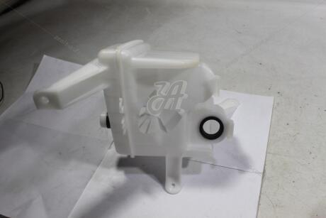Бачок омывателя (85315-12570) TOYOTA 8531512570