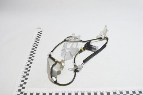 Датчик ABS передній правий (89542-60040) TOYOTA 8954260040
