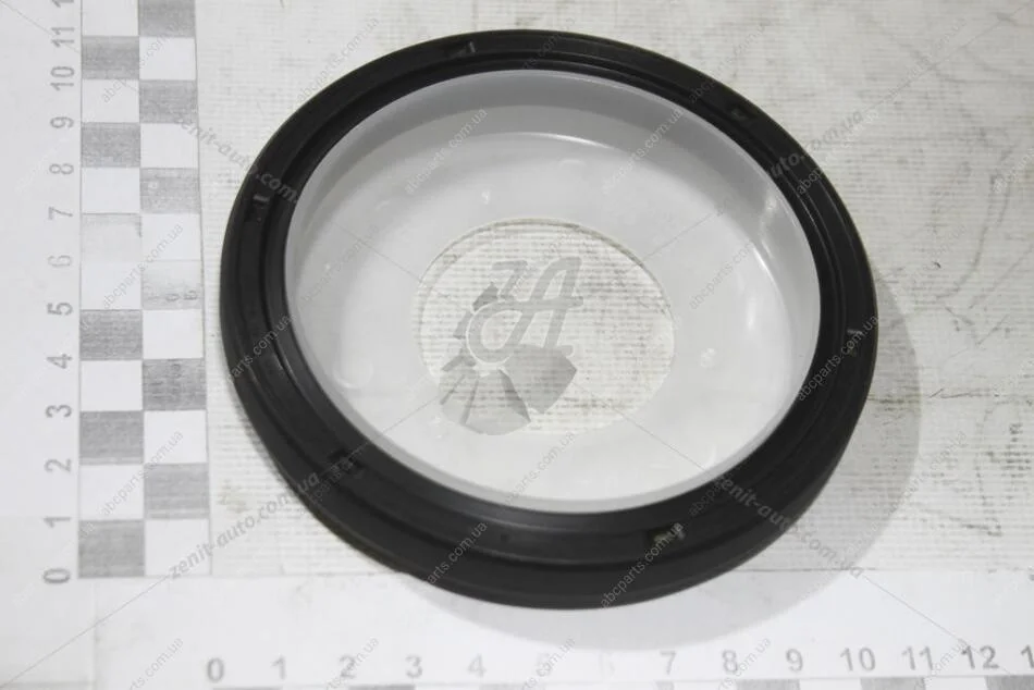 Сальник коленвала задний VW Touareg 3.6 (03-18), Passat 3.6 (01-), T5 (03-10)/Audi/Skoda/Seat VAG 021103051C (фото 1)