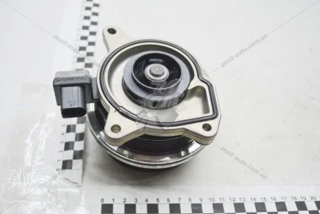 Насос водяний (Помпа) VW CC, Golf, Jetta, Passat, Polo, Tiguan/Audi A1/Skoda Fabia/Seat Ibiza 1.4 (06-18) VAG 03C121004J