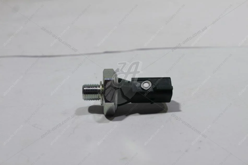 Датчик давления масла 0,3-0,6 Бар VW Jetta III IV 1,4TSI CAXA (03C919081) VAG '03C919081 (фото 1)