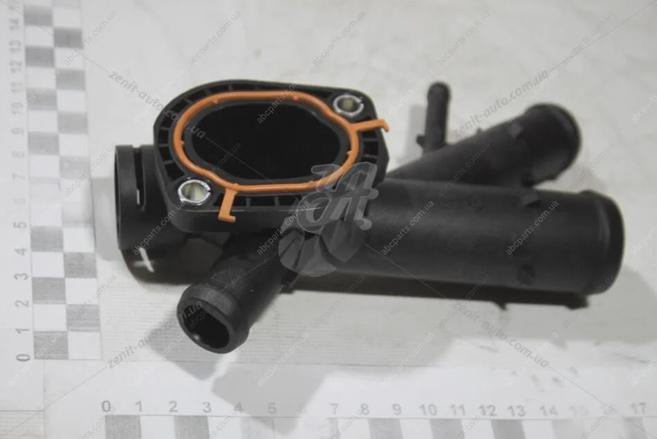 Фланець ОР з прокладкою VW Jetta 1.6D (09-), Passat (11-15), Caddy/Audi/Skoda Fabia, Octavia, Superb (08-15) VAG 03L121132AA (фото 1)