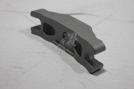 Пластина крепления форсунок (дизель) VAG '03L130216