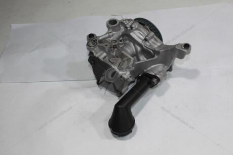 Насос масляний VW Passat 1.6D (11-15), Arteon 2.0D (17-21),Tiguan (12-18), T6 (16-19) VAG '04L145208H
