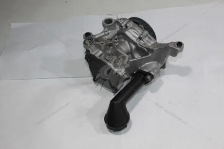 Насос масляний VW Passat 1.6D (11-15), Arteon 2.0D (17-21),Tiguan (12-18), T6 (16-19) (04L145208H) VAG '04L145208H