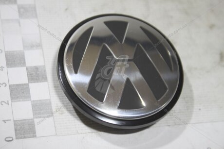 Фільтр масляний VW Touareg 3.0D (03-10)/Audi A4, A5, A6, A8 (05-12) VAG 057115561L