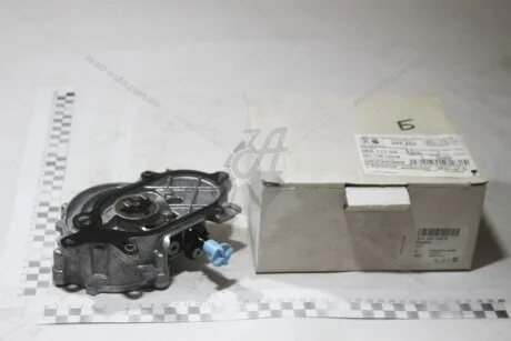 Насос вакуумный Audi A4-A7 2.0D, Q2, Q3, Q5 (16-21) VAG 05L145100B