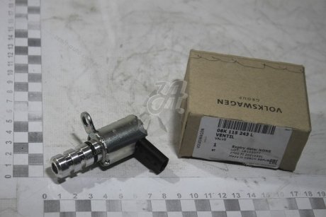 Клапан регулювання тиску мастила VW Golf 1.8 (16-), Passat (13-), Tiguan 2.0 (17-)/Audi A1-A8/Skoda Octavia, Superb (15-)/Seat Ateca VAG 06K115243L