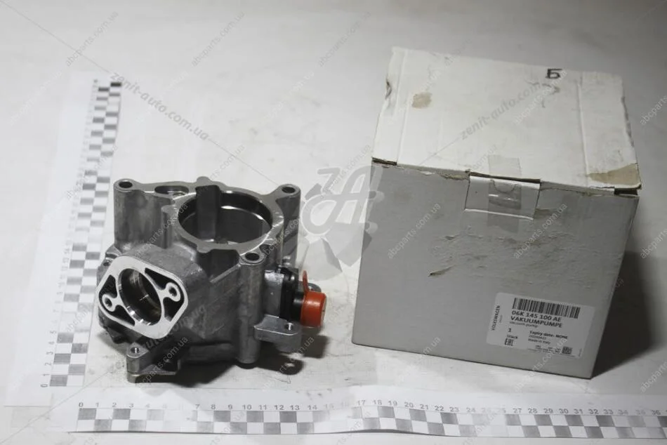 Насос вакуумний VW Passat 1.8/2.0 (15-21) VAG 06K145100AE (фото 1)