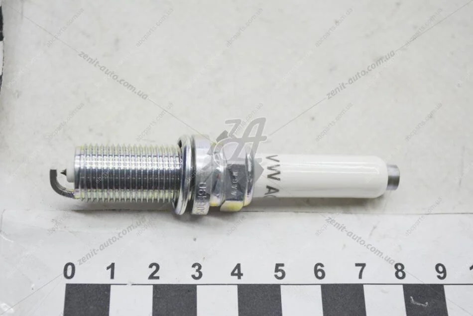 Свiчка запалювання VW Golf, Jetta, Passat, Polo, Tiguan/Audi A3/Skoda Octavia, Superb 1.4-2.0 (15-) VAG 06K905601B (фото 1)