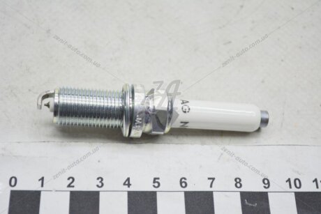 Свеча зажигания VW Golf, Passat, Polo, Tiguan/Audi A3/Skoda Octavia, Superb 1.8-2.0 (15-) VAG 06K905601L