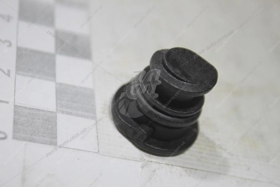 Пробка різьбова (пластик) Audi 1.6D, 2.0D VAG 06L103801D (фото 1)