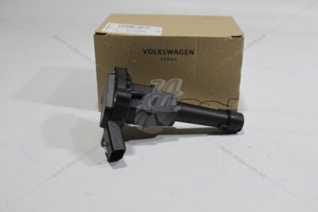 Датчик рівня мастила ДВЗ AUDI Q7 (16-) 3,0 TFSI VAG '06M907637B