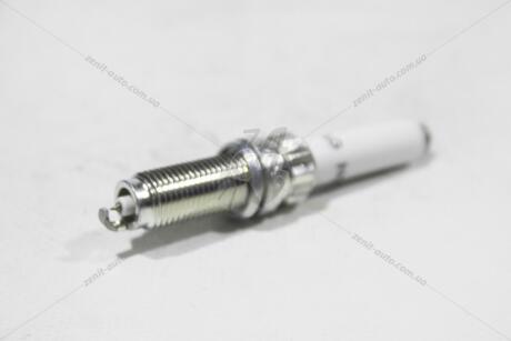 Свеча зажигания Audi Q7 (16-) Q8 (19-) A8 (18-) VAG '0P2905601