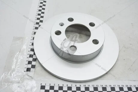 Диск гальмівний задній VW Polo (02-)/Audi A1/Skoda Fabia (07-), Rapid (13-), Roomster (11-) VAG 2Q0615601H