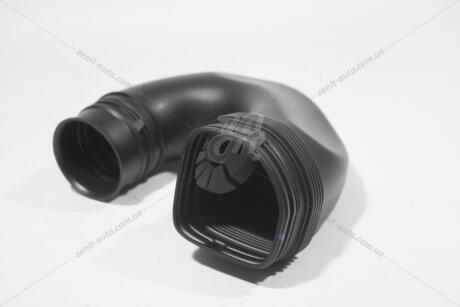 Воздуховод VW Jetta IV VAG '5C0129618C
