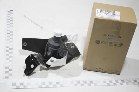 Насос водяной (Помпа) дополнительный VW Tiguan (16-) VAG 5Q0121599AA