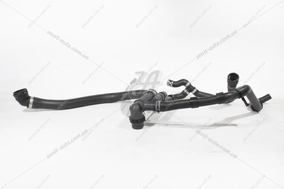 Шланг ОР з муфтою VW Passat 1.6D (15-21) VAG 5Q0122051BK (фото 1)