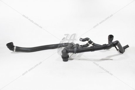Шланг ОР з муфтою VW Passat 1.6D (15-21) VAG 5Q0122051BK