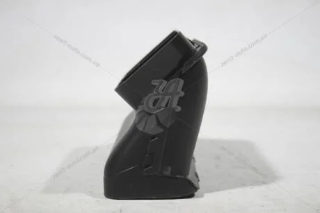 Воздуховод VW T-Roc (18-21), Passat (15-21) Tiguan (16-21)/ Audi A3 (17-21), Q3 (19-21)/ Skoda Octavia, Superb (15-21) VAG 5Q0129618N