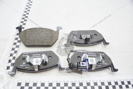 Колодки тормозные перед (компл) VW Golf/Skoda Octavia/Seat Leon (13-)/Audi A3 (13-16) VAG 5Q0698151C