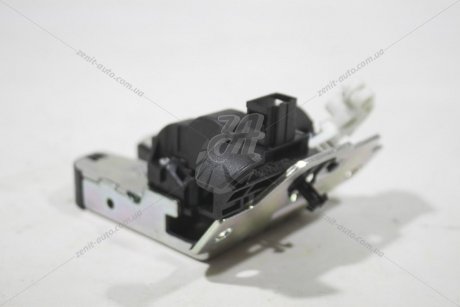 Замок крышки багажника VW Passat, Tiguan, Touareg (15-21) VAG 5TA827505D