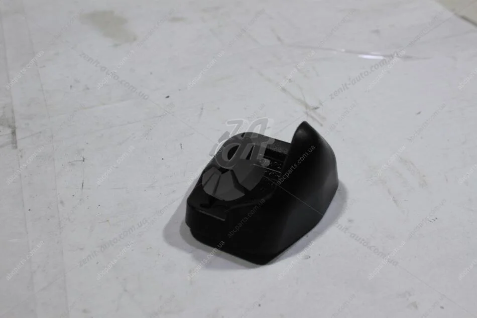 Накладка педали сцепления Skoda Rapid (12-22) (6R07211749B9) VAG '6R07211749B9 (фото 1)