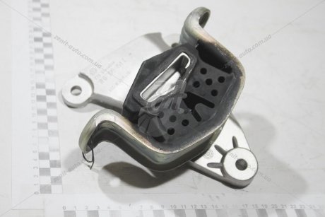 Опора ДВС задн VW T5-T6 2.0D-2.5D (03-21) VAG 7E0399151C