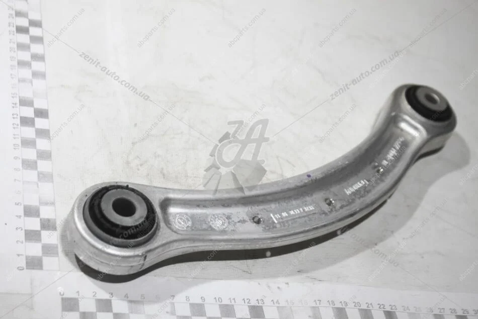 Рычаг подвески поперечный (задняя подвеска) VW Touareg (03-18)/Audi Q7 (07-15) VAG 7L0505323A (фото 1)