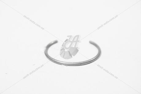 Кольцо пружинное хвостовика заднего редуктора VW Touareg II VAG '7P0521202