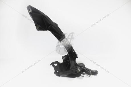 Кронштейн опори фари передньої лівої Audi Q5 (17-) VAG '80A805607