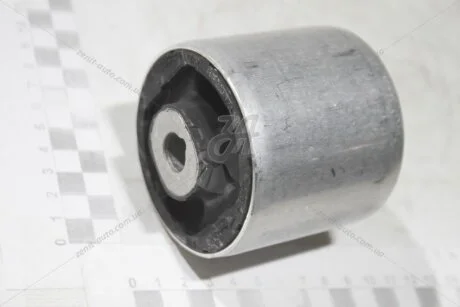 Сайлентблок важiля Audi A4 (16-), A5 (12-17), Q5 (13-17) VAG 8K0407183G