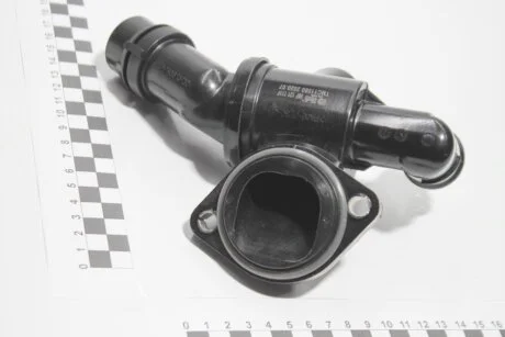 Термостат з корпусом Skoda Octavia (02-08)/VW Golf (04-09),Jetta (06-11),Passat (06-11)/Audi A3 (04-13),TT (07-10) VIKA Vika 11210961301