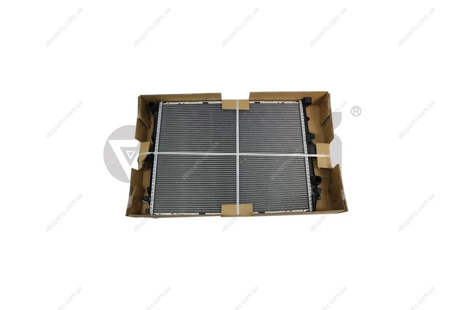 Радіатор 2,5D VW Touareg (03-10) VIKA Vika 11211514001 (фото 1)