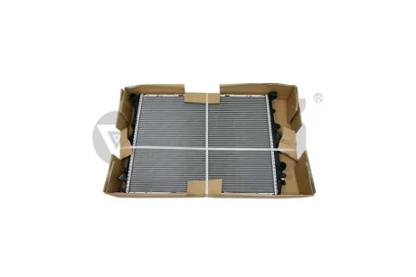 Радіатор VW Touareg (03-10) / Audi Q7 (10-15) VIKA Vika 11211825601
