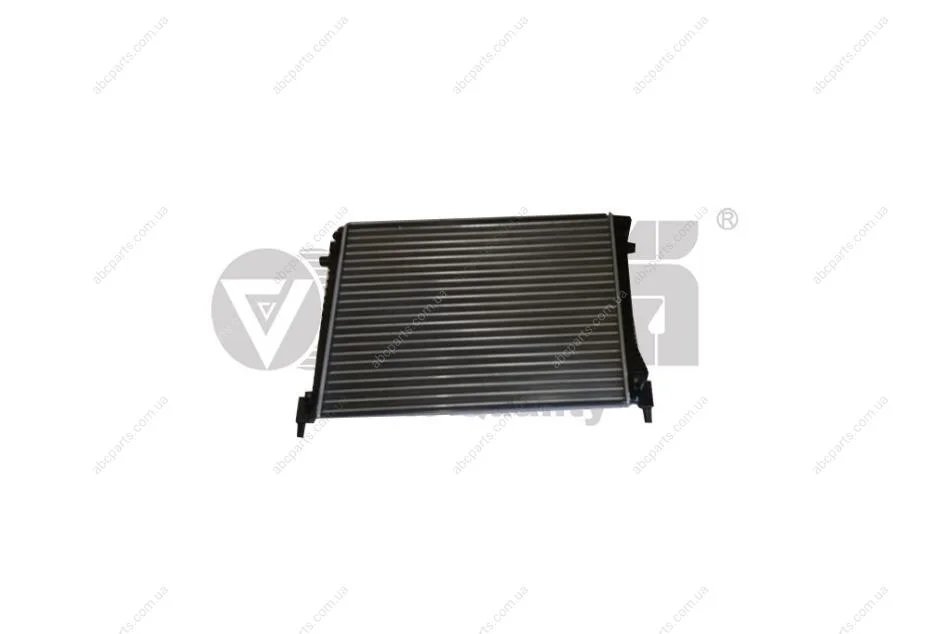 Радіатор Skoda Octavia (13-17, 18-) / VW Golf (13-17), Jetta 20-/Seat Leon (13-16, 17-) VIKA Vika 11211858201 (фото 1)
