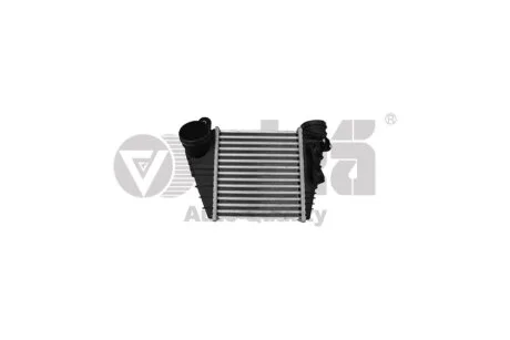 Радіатор інтеркулера VW Passat (97-00), A4 (95-01), A6 (98-05)/Audi A4 (95-01), A6 (98-05) VIKA Vika 11450143301