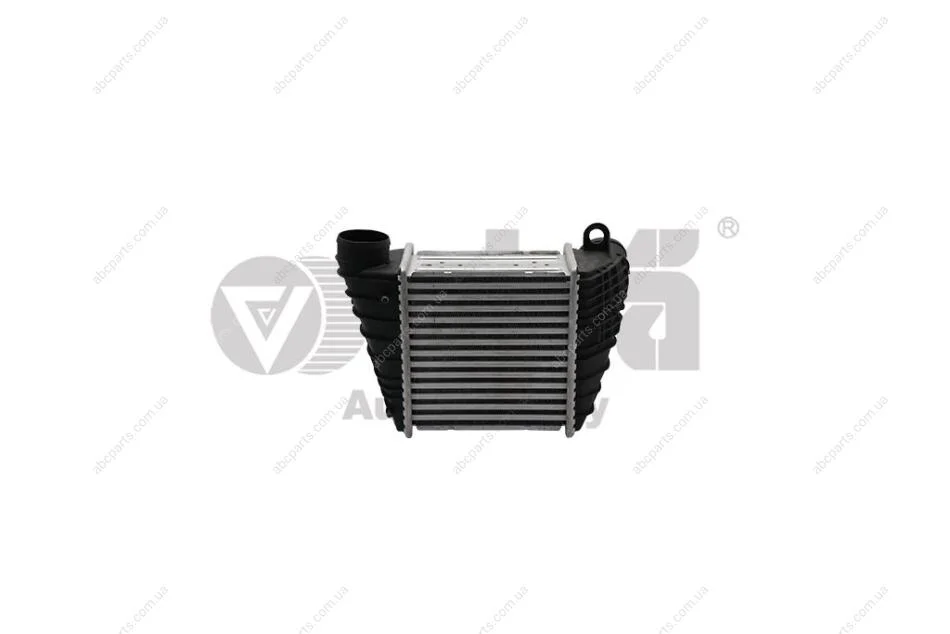 Радиатор интеркуллера Skoda Octavia (97-11)/VW Golf (96-03)/Audi A3 (97-03)/Seat Leon (00-06),Toledo (99-04) VIKA Vika 11450143401 (фото 1)