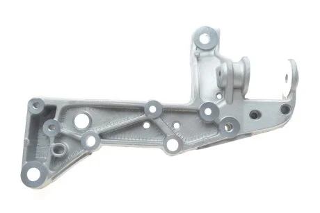 Кронштейн підрамника правий VW Golf, Jetta (05-)/Skoda Octavia (04-) VIKA Vika 41990083201