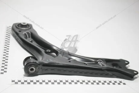 Рычаг передний нижний левый без шаровой опоры VW Passat (13-15) VIKA Vika 44071706201