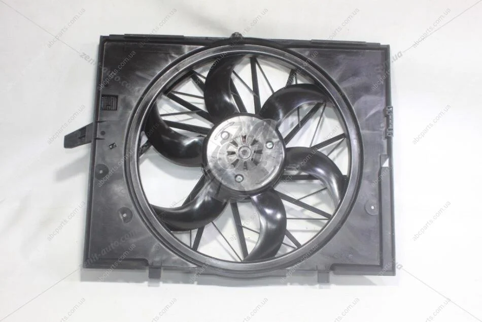 Вентилятор радіатора безщітковий, 400 W, 12 V, 488 мм BMW 5 E60, E61, 6 E63, E64 (03-10) VIKA Vika '91161801 (фото 1)