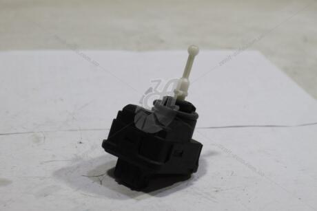 Электромотор корректора фар VW Passat (97-00) Vika 99410008916