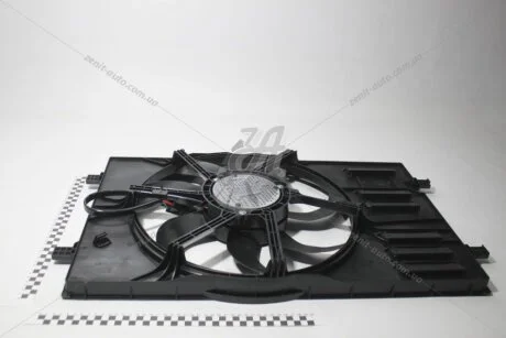 Вентилятор радіатора 400W з дифузором Skoda Superb (15-)/VW Golf (13-17), Passat (15-)/Audi A3 (13-16)/Seat Leon (13-17) VIKA Vika 99591784601